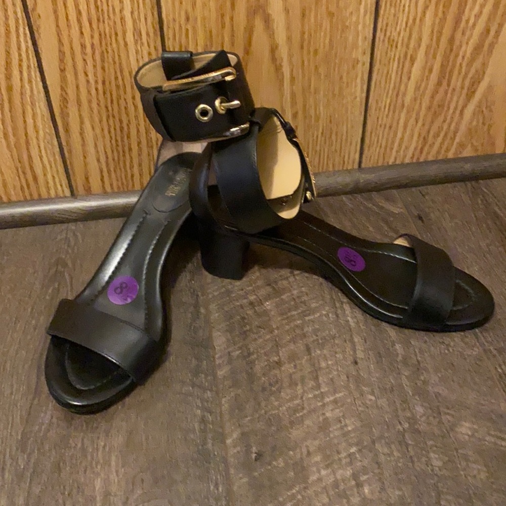 Michael Kors black sandal, size 8-1/2
